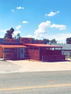 Turnkey Restaurant Opportunity in Minco