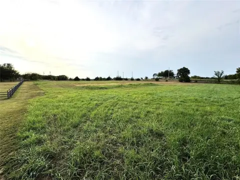 2.5 Acre Corner Residential Lot