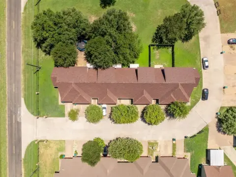 Five Townhomes in Waco, Texas