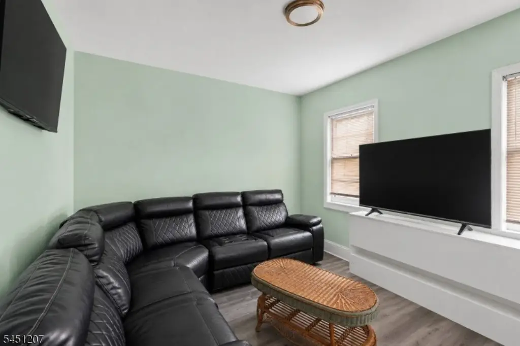 Picture 6