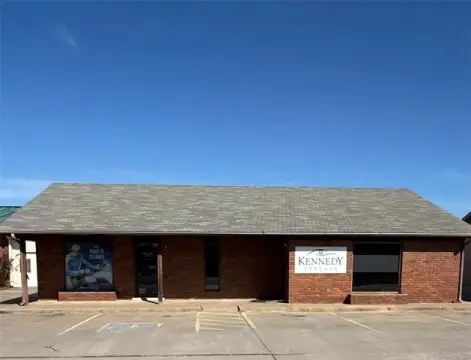 Checotah Medical/Office Property For Sale