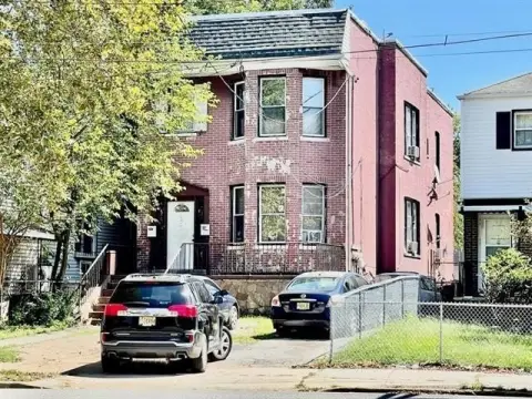 Kennedy Blvd Multifamily Property