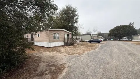 14-Unit Mobile Home Park