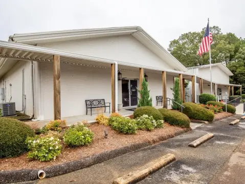 Renovated Commercial Building in Oxford
