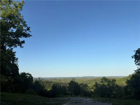 Eureka Springs Buildable Land