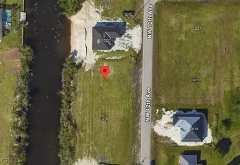 Cape Coral Freshwater Lot