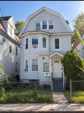 Duplex With Finished Walkout Basement
