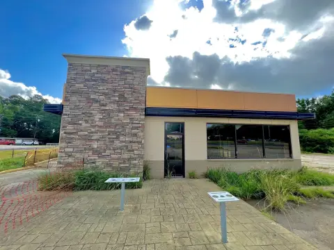 Pineland Restaurant Investment Opportunity