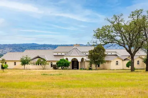 Fredericksburg Farm and Ranch Acreage