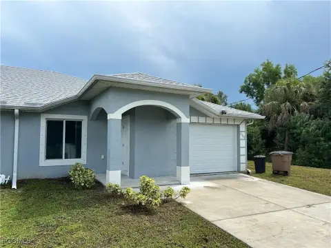 Lehigh Acres Duplex Built 2023