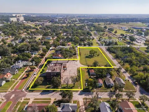 Hutchinson Multi-Purpose Commercial Property