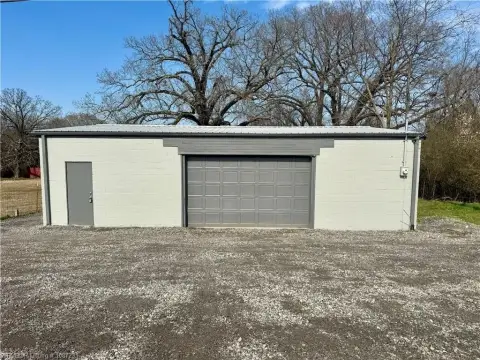 Versatile Commercial Property For Sale