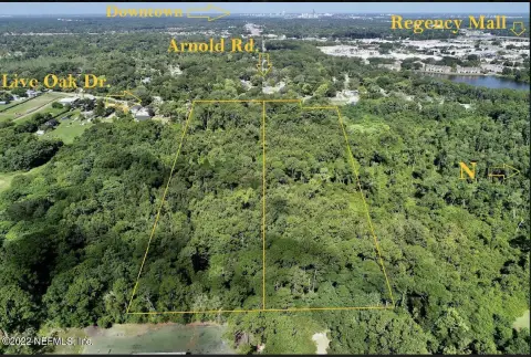 Residential Land in Jacksonville, FL