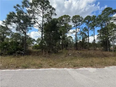 Lehigh Acres Corner Lot