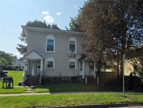 Brick Duplex with Two Units