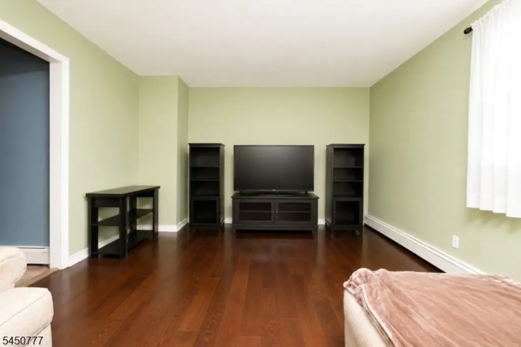 Picture 8