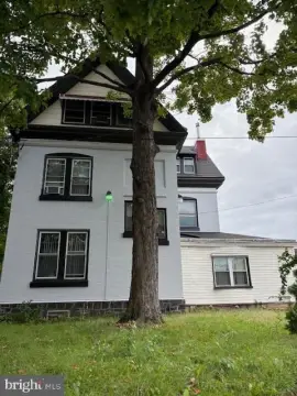 Brick Quadplex with Elevator