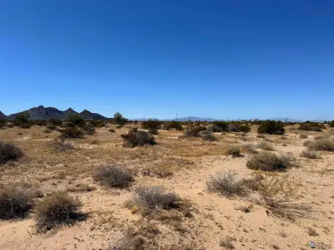 Acreage Property in Wellton, Arizona