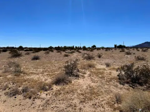 Acreage Lot in Wellton, AZ