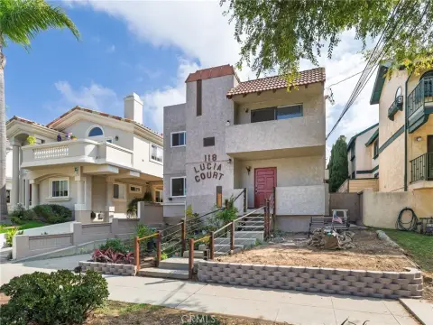 Redondo Beach Quadruplex with Rooftop Decks