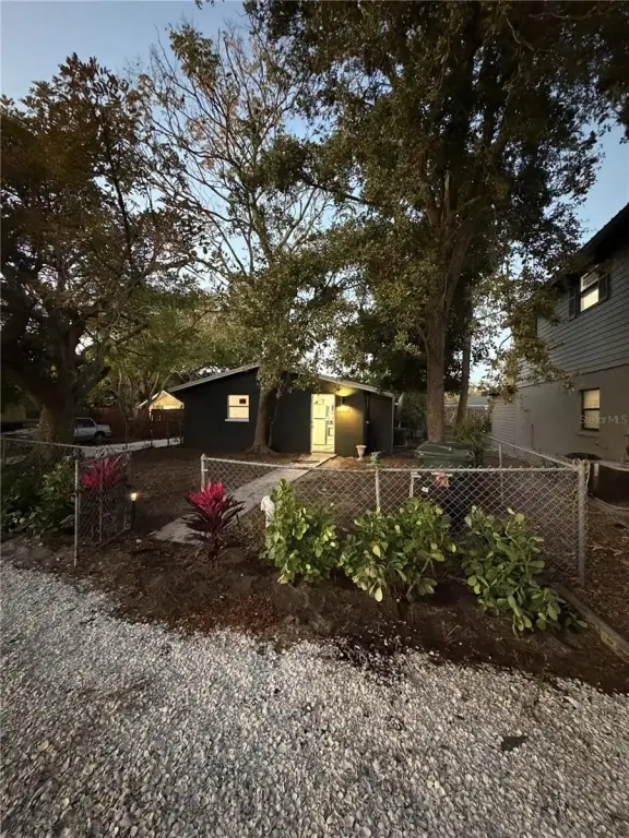 Picture 10