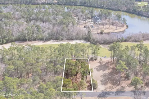Residential Lot in Rivers Edge