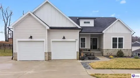 Spacious Home in Summit Creek