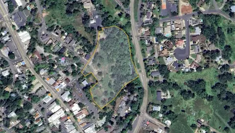 Historic Acreage Near Downtown