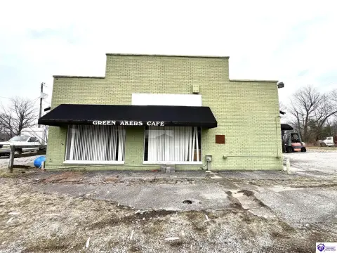 Multi-Use Commercial Property on 1.14 Acres