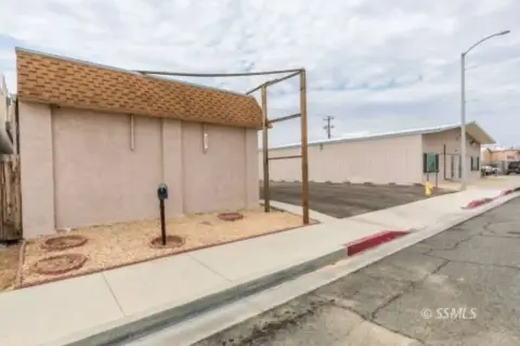 Ridgecrest Commercial Buildings For Sale