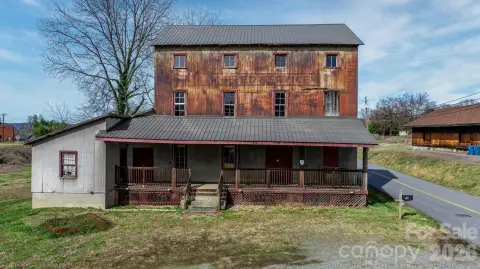 Historic Three-Story Manufacturing Building