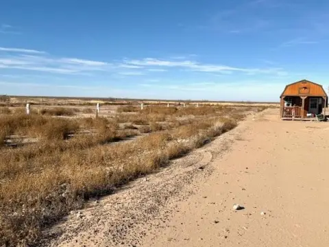 Fenced RV Campground with Hookups
