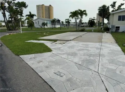 Corner Lot in Active Community