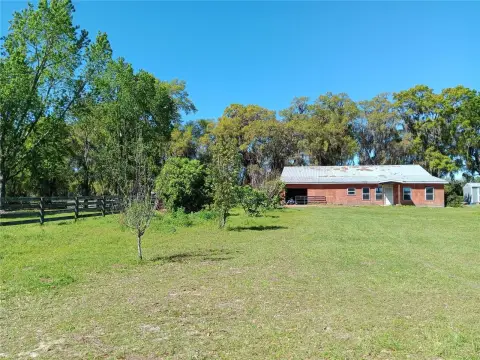 Equestrian Farm with Barndominium Residence