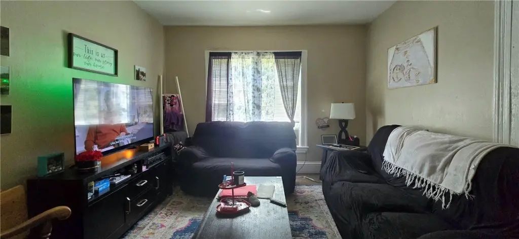 Picture 3