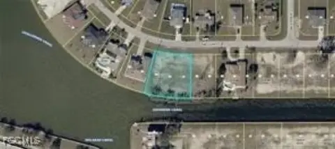 Cape Coral Canal Front Land