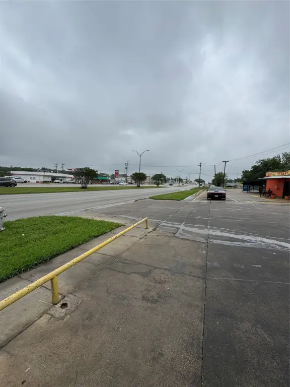 Picture 19
