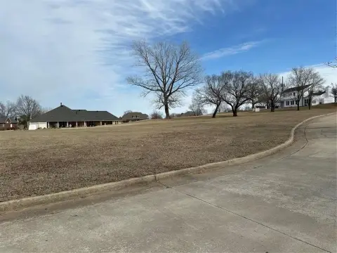 Residential Lot Near Golf Course
