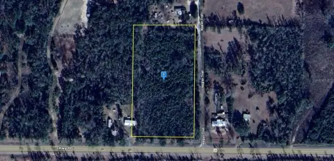 5-Acre Vacant Lot in Marianna