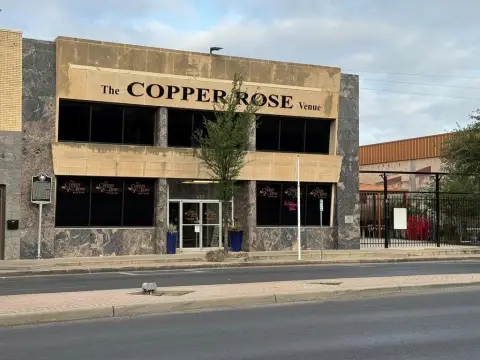 Office Spaces in Golden Oak