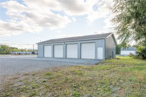 Versatile Garage and Parking Space