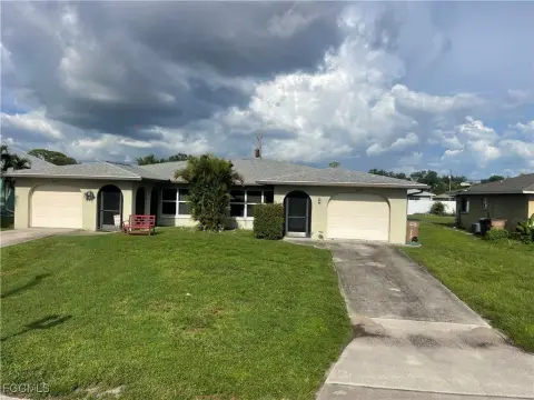 Cape Coral Duplex: Income Potential