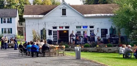 Historic Cherry Valley Tavern and Inn