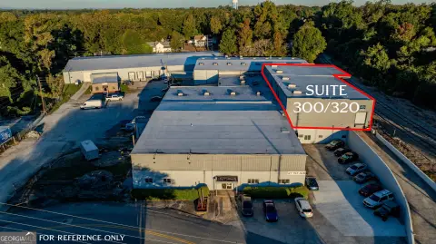 Warehouse with Shared Dock Access