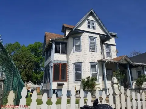 Salem Duplex For Sale