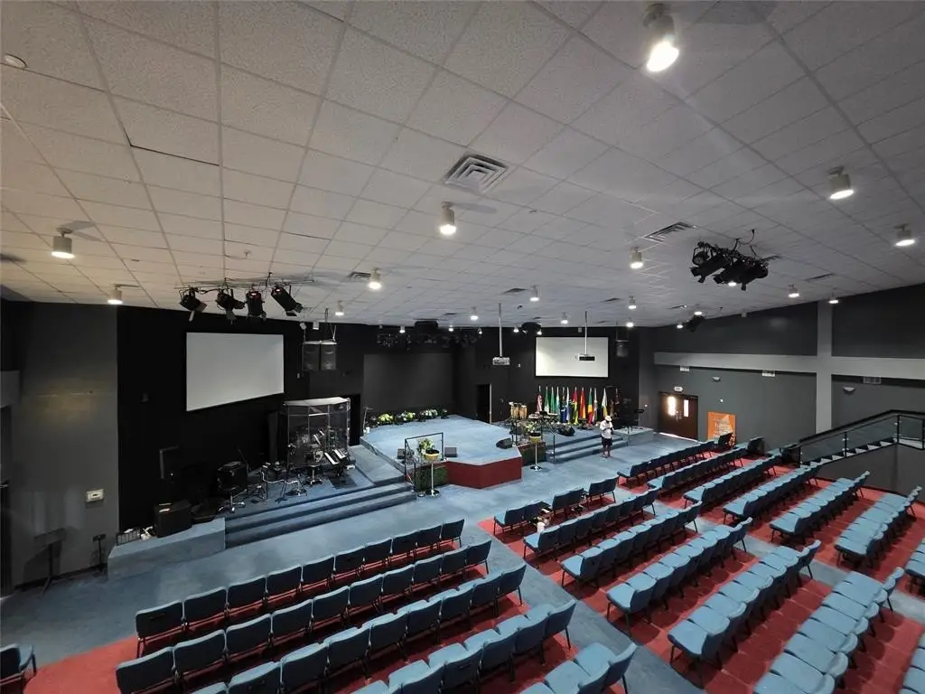 Picture 19
