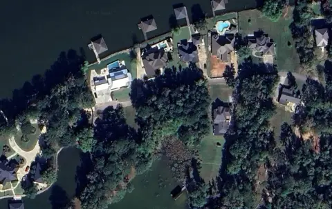 Waterfront Land on Bridgepoint Road