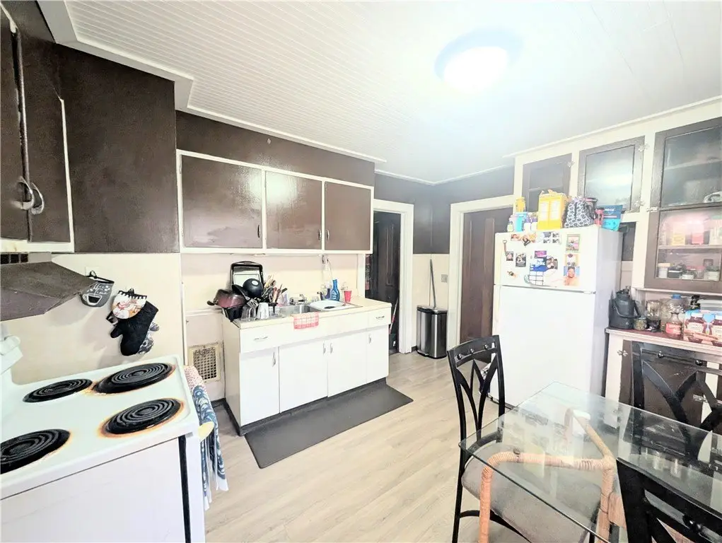 Picture 19