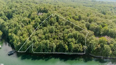 Lakefront Lot in Cliffs Community