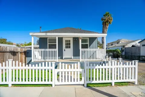 Two-Unit Duplex with Split-System Cooling